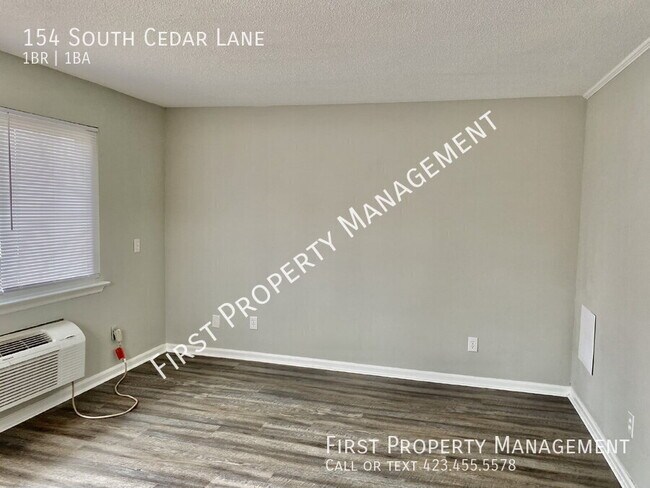 Building Photo - 154 S Cedar Ln