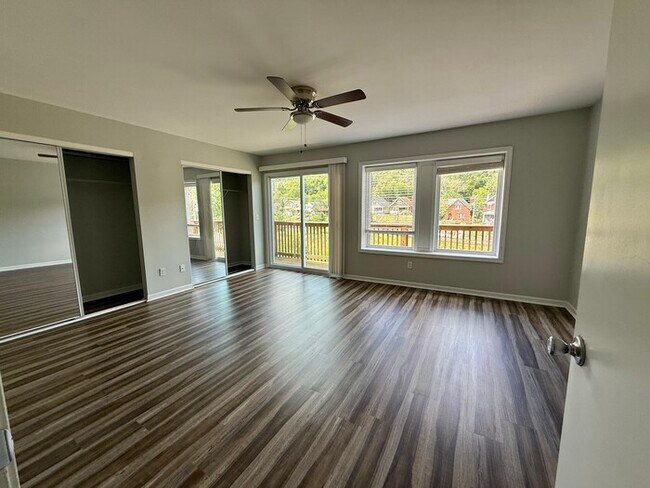 Foto del edificio - Townhome