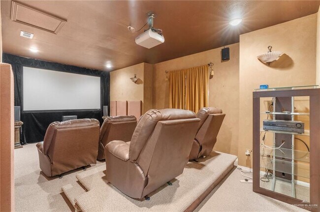 Foto del edificio - 29 Nicole Dr