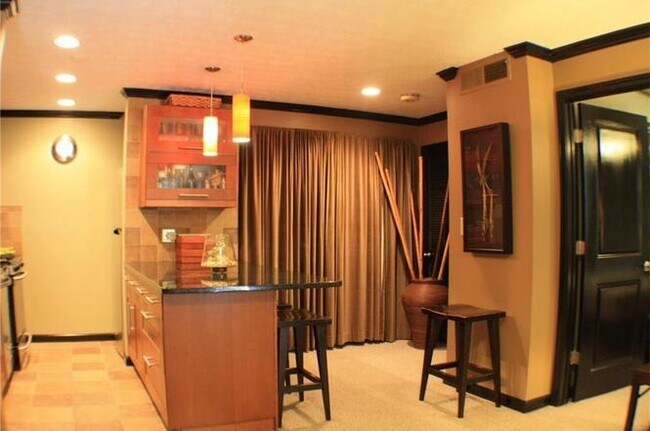 Foto del edificio - 1318 Summit North Dr NE