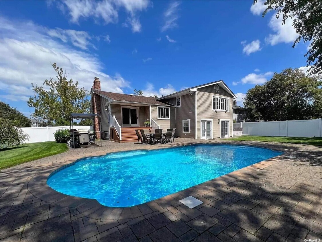 Foto principal - 47 Orange Dr