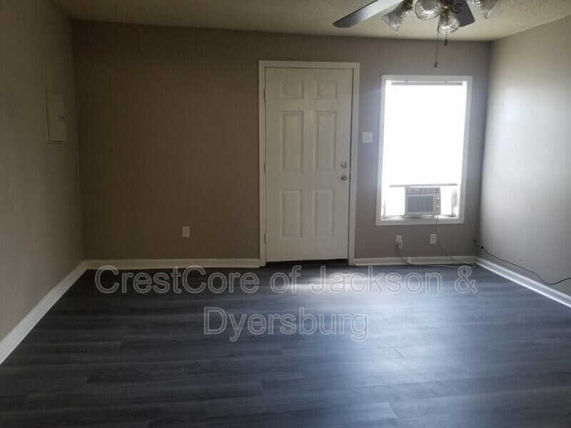 Foto principal - 125 E Jefferson St