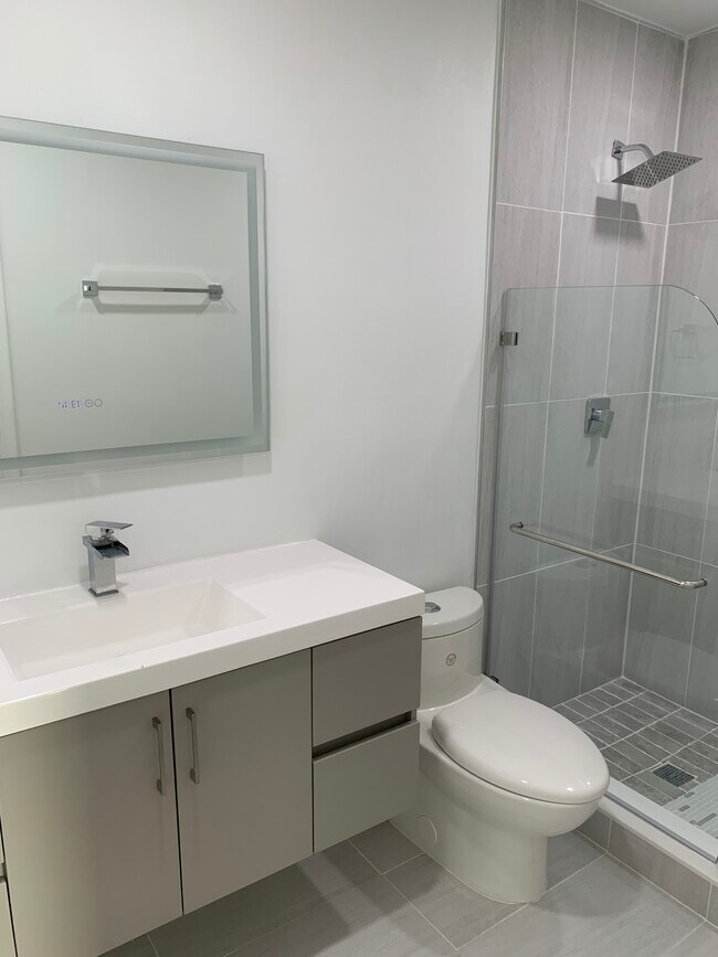 Foto del edificio - 9014 SW 62nd Ter