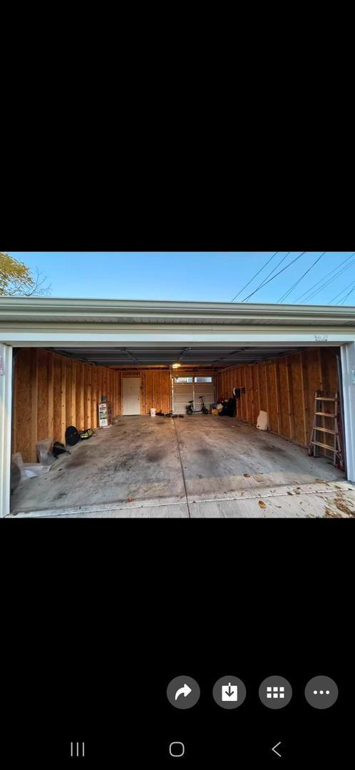 Building Photo - 4846 S Kostner Ave