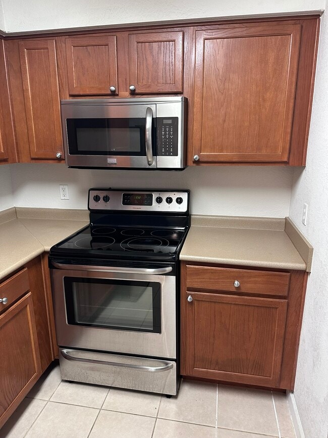 Building Photo - 8550 Touchton Rd