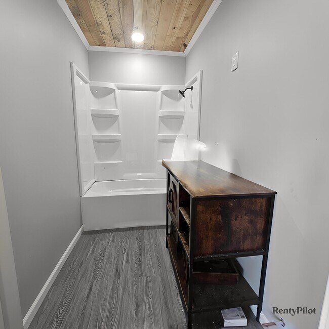 Building Photo - 758 Lucy St