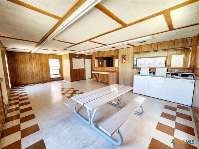 Foto del edificio - 1629 Martin Luther King Jr Dr