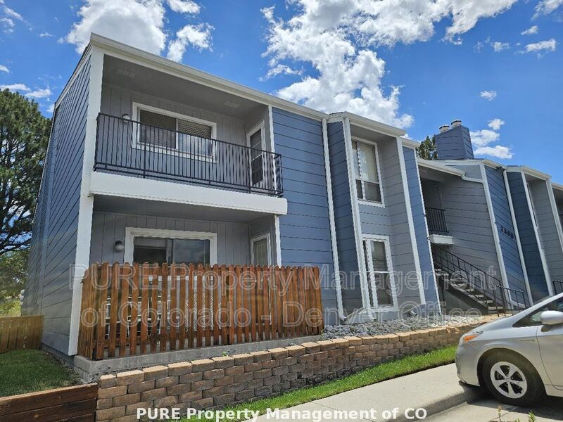 Photo - 2390 East Fremont Avenue