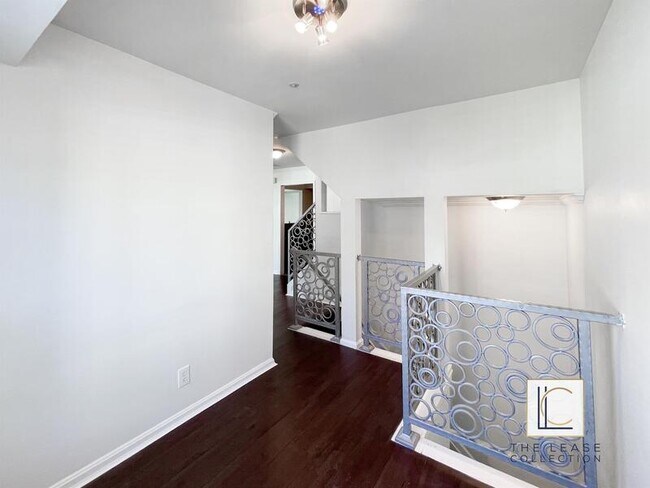 Building Photo - 4860 King John Way