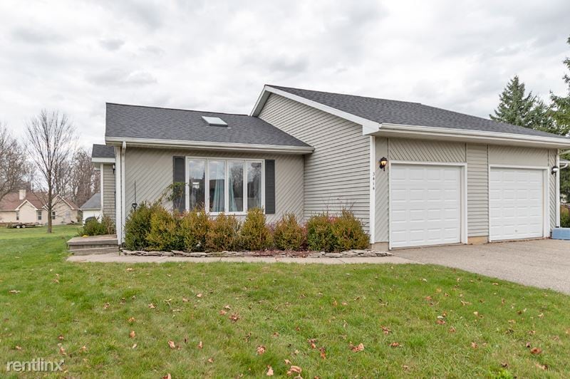 3414 Parkwood Dr, DeWitt, MI 48820 House Rental in DeWitt, MI
