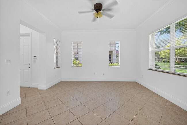 Building Photo - 6072 NW 116th Dr