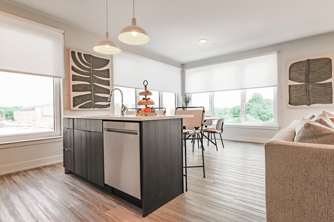 Foto del edificio - Canfield Park