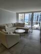 Foto principal - 5700 Collins Ave
