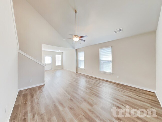 Foto del edificio - 3025 Commonwealth Dr