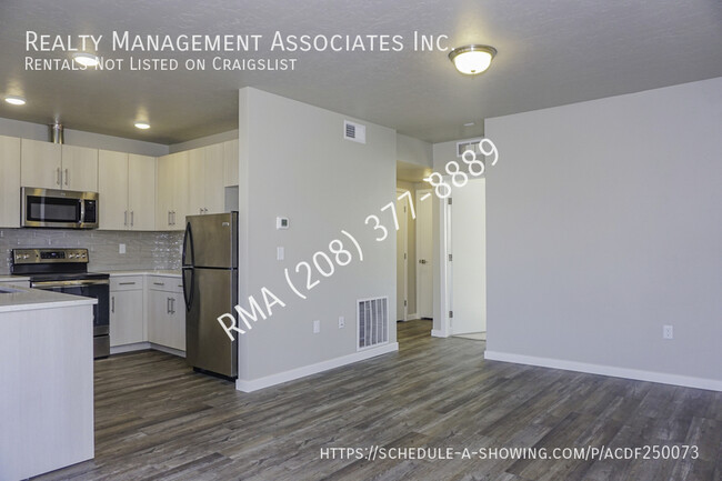 Building Photo - One of a Kind One Bedroom Condo on the Boi...