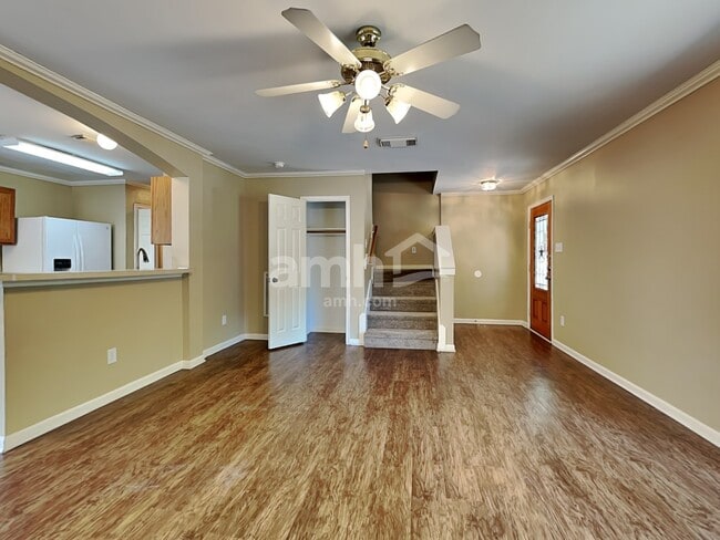 Building Photo - 13775 Running Bear Dr