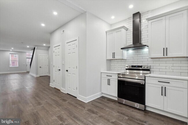 Foto del edificio - 2358 E York St