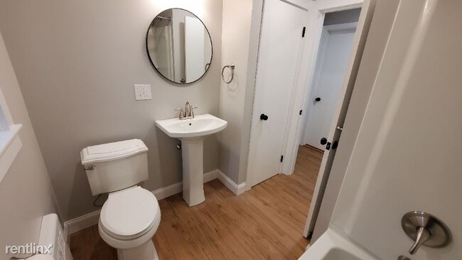 Building Photo - 2 br, 1 bath House - 49 Miller Road