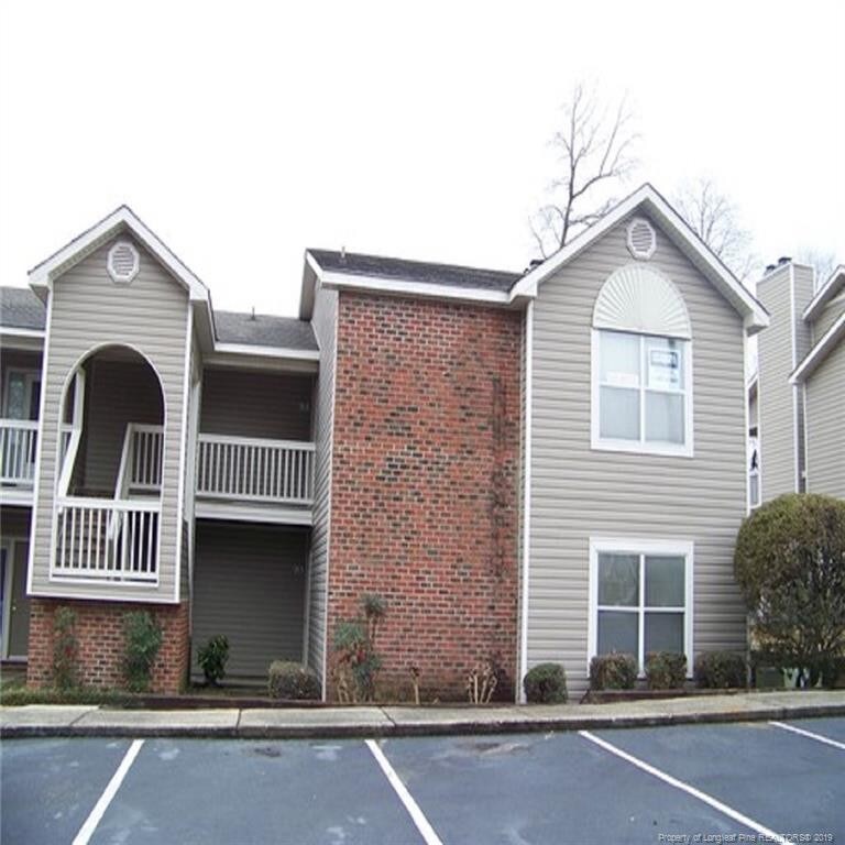 Primary Photo - 667 Bartons Landing Pl