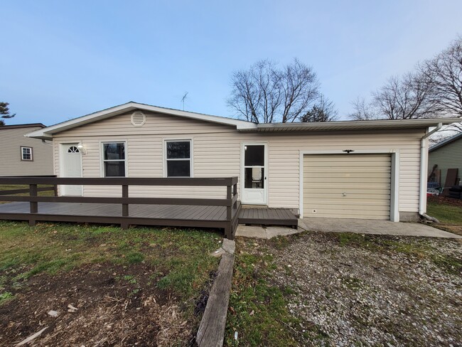 One Family Home West Liberty - 219 Bradley St