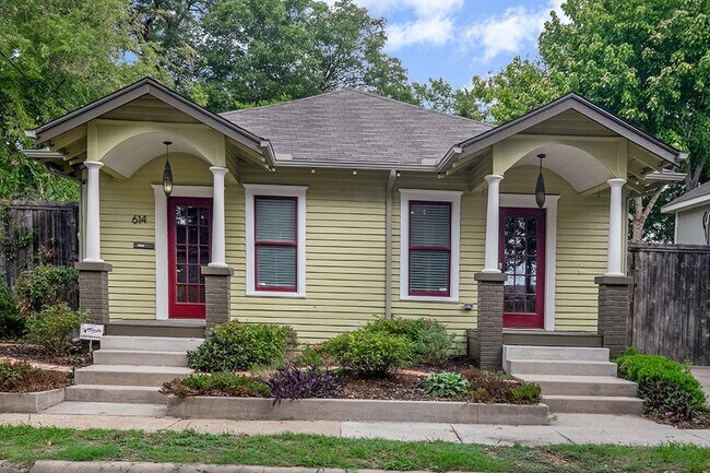 Foto del edificio - Craftsman Old East Dallas home only 3 mile...