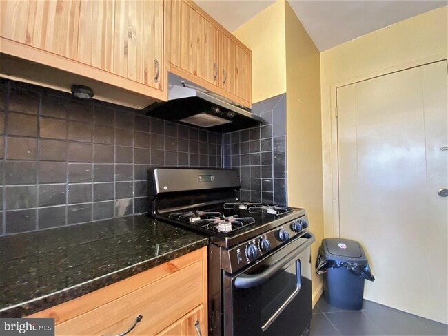 Foto del edificio - 922 24th St NW