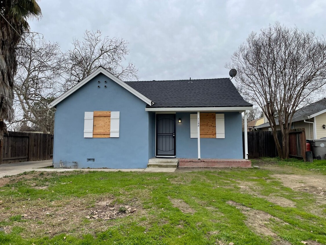 Foto principal - Newly Remodeled 2-Bedroom Home in Sacramento!