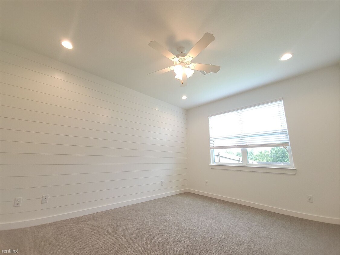 Foto principal - 3 br, 2 bath House - 5067 Mooney Falls Dr