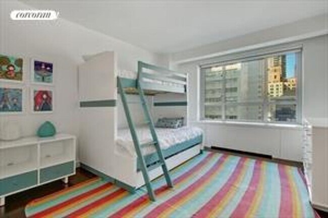 Foto del edificio - 200 E 66th St