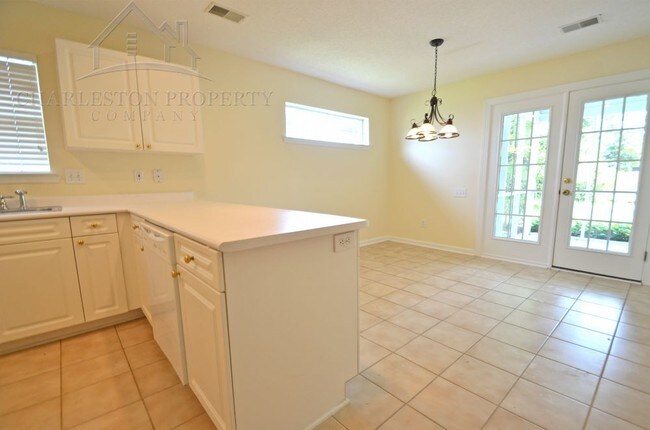 Building Photo - 1681 Baltusrol Lane- Mt Pleasant