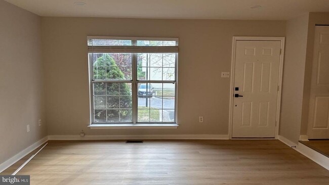 Building Photo - 8625 Quaker Brothers Dr