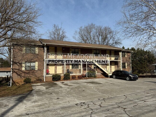 Foto del edificio - 4409 Bruhin Rd