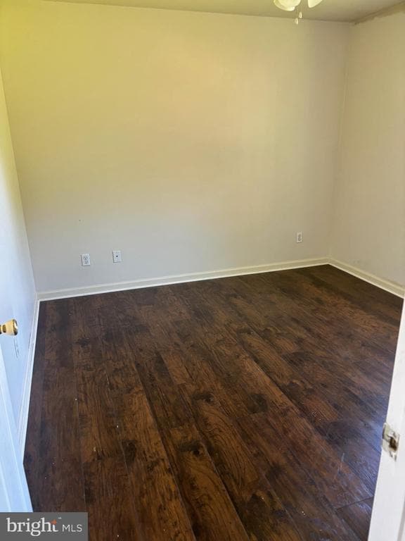 Building Photo - 1011 Zircon Ct