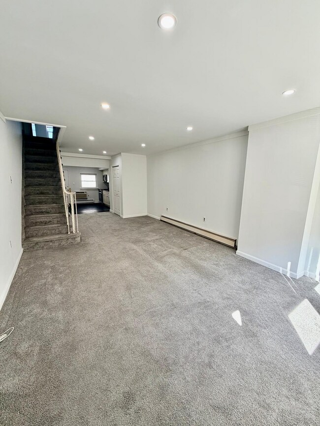 Foto del edificio - 3116 Salmon St