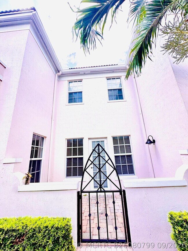 Foto del edificio - 8296 NW 9th Ave