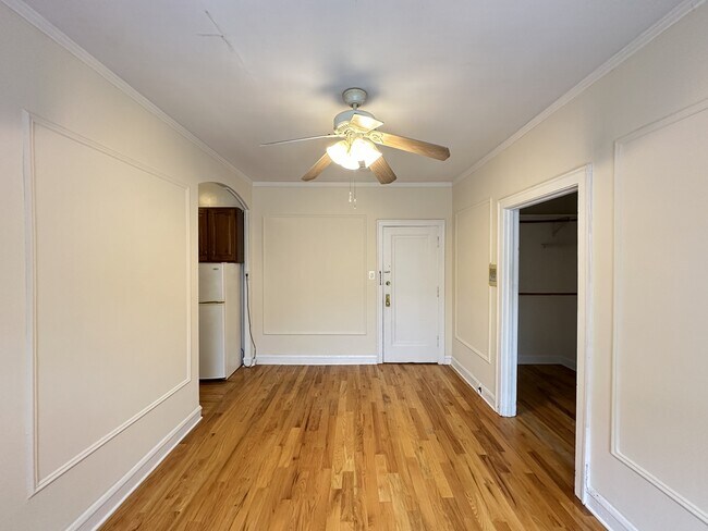 Foto del edificio - 2849 N Burling St