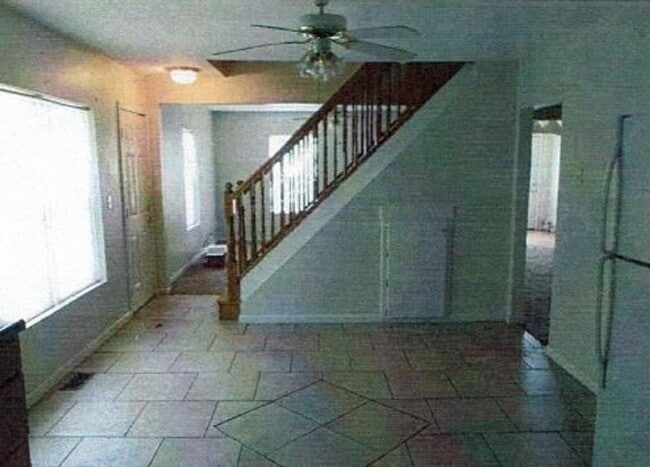 Building Photo - 1507 Farrar Dr