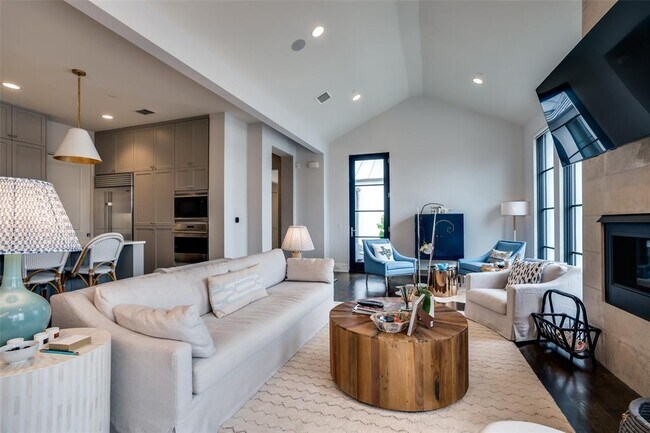 Foto del edificio - 4502 Abbott Ave