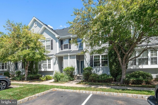 Foto del edificio - 1209 Blossom Cir