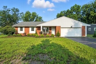 Building Photo - 5247 Silvertown Dr
