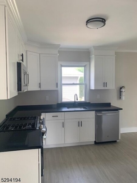 Building Photo - 35 N Willow St