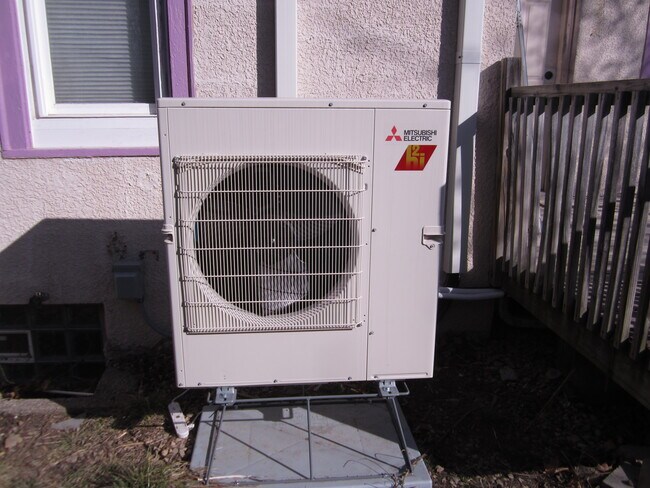Calefacción y aire acondicionado híbridos - 3622 Humboldt Ave N