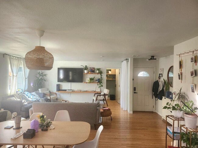 Pictures are examples only. Decorations and furniture not include - 12332 Santa Rosalia St
