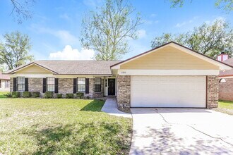Building Photo - 11690 Cherry Bark Dr W