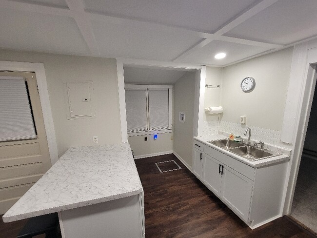 Building Photo - 214 Fulton St