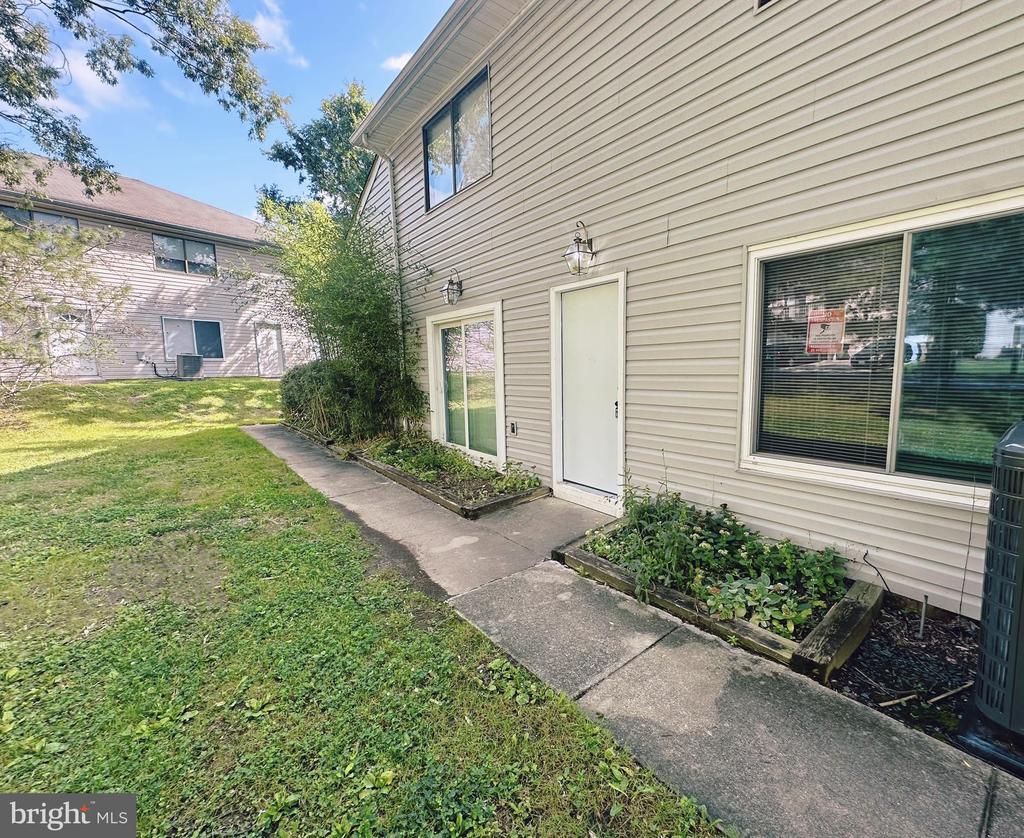 Foto principal - 807 Windstream Way
