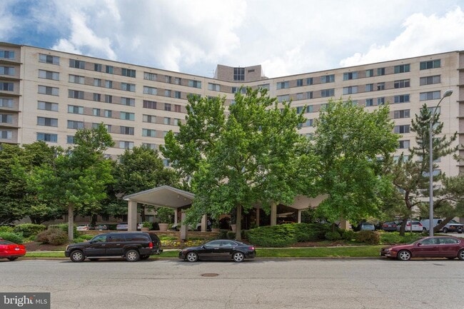 Photo - 1200 N Nash St Apartment