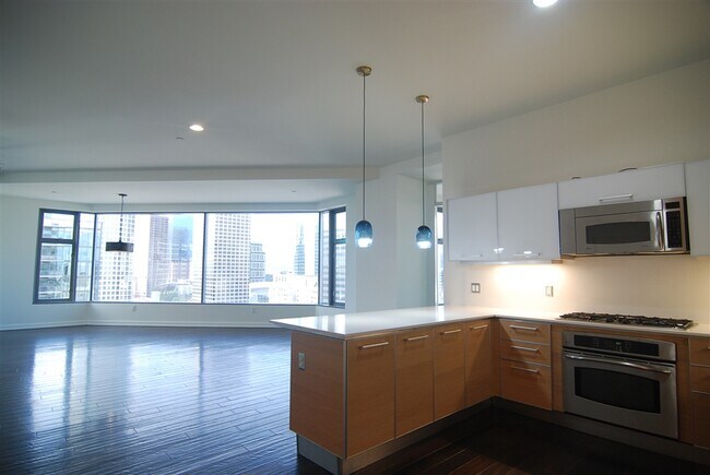 Foto del edificio - 801 S Grand Ave