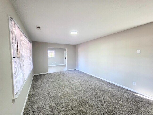 Foto del edificio - 7525 Kisco Dr