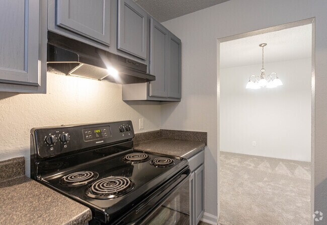 3HAB, 2BA - 1.420SF - Highpointe Apartments